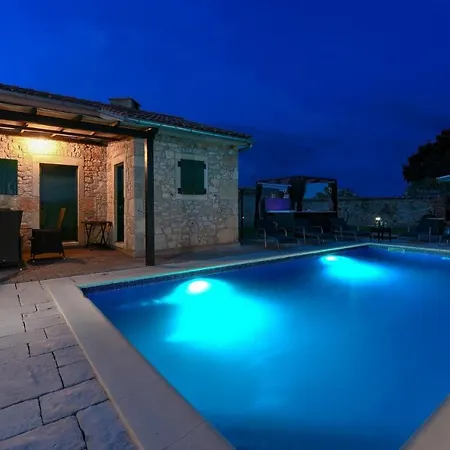 Adriaticum Holiday home Nin