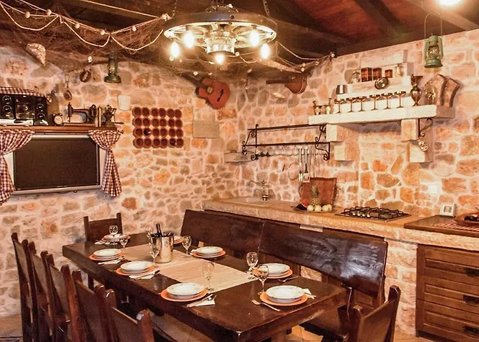 Adriaticum Semesterbostad *